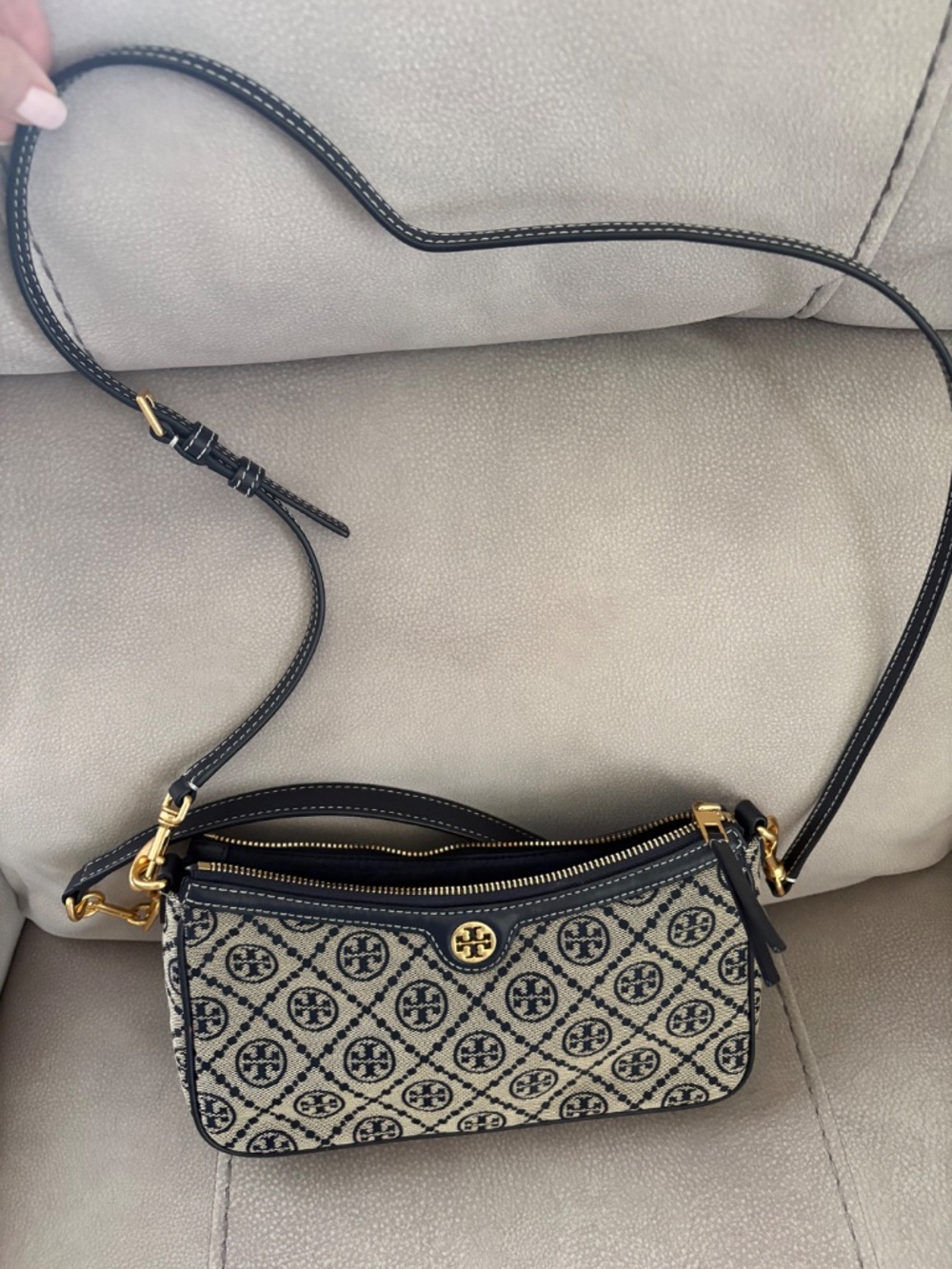 TORY BURCH NAVY MONOGRAM JACQUARD SHOULDER /CROSSBODY BAG - Picture 3 of 6